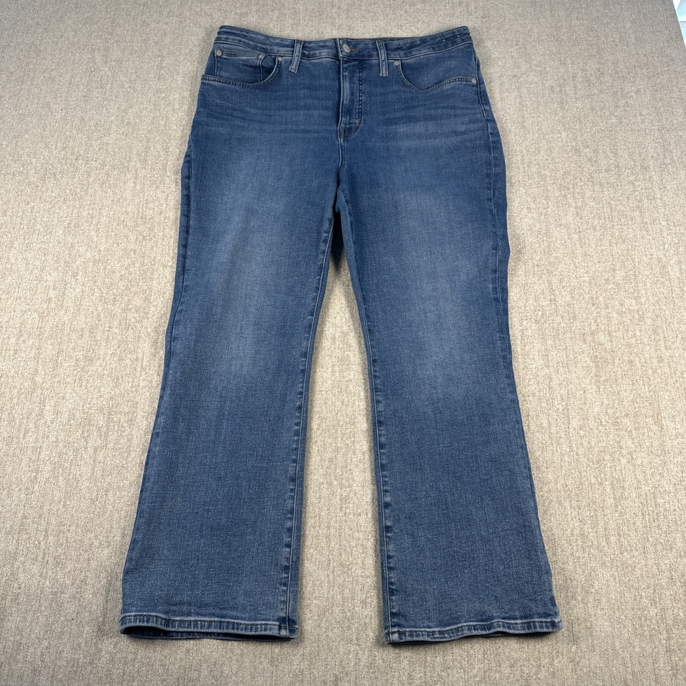 Madewell Kick Out Jeans Women 32 Blue Mid Rise Flare Full Length Stretch